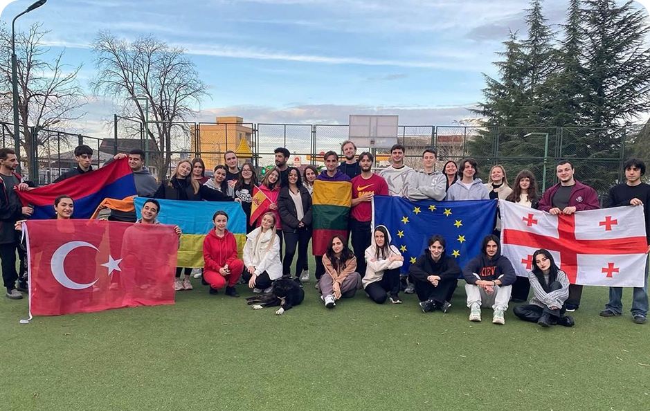 Be Positive, Be Strong youth exchange participants